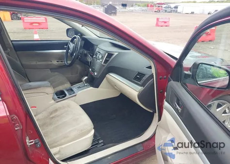 2011 Subaru Outback 2.5I Premium z USA, uszkodzony, nr VIN 4S4BRCCC0B3349257